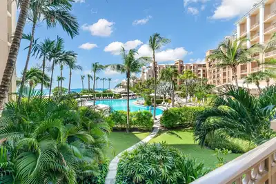 Image de Beach view condo with bunk beds overlooking 7Mile Beach at The Ritz-Carlton