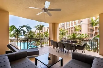 Image de Beautiful Residence steps away from 7Mile Beach, Located at The Ritz-Carlton