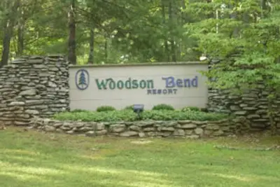 Image de Updated 2 bedroom 2 bath condo in Beautiful Woodson Bend.