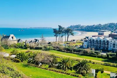 Image de Studio vue mer exceptionnelle, direct plage.