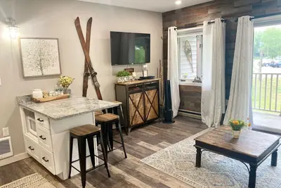 Image de Mountain getaway! Remodeled 1 bedroom, Pool, hot tub