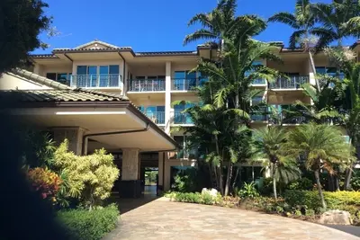 Image de 2 Bedroom 3 bath in Waipouli Deluxe oceanfront condominium Resort