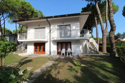 Image de Appartement de vacances Lignano Pineta pour 1 - 7 personnes avec 2 chambres à coucher - Logement de