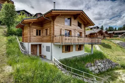 Image de Chalet Calon - Jacuzzi - Sauna - Views - La Tzoumaz, 4 Vallees