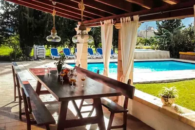 Image de 6 bedrroms, ideal for groups, villa Hort 3 Cames