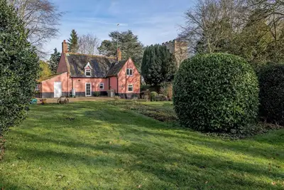 Image de This family cottage is perfect for exploring Norwich, the Broads and the coast.