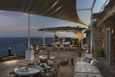 Image de Melody and Sound of Blue Suite