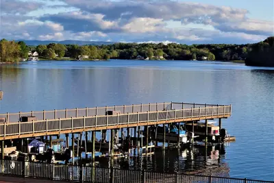 Image de Smith Mountain Lake Condo with Main Channel Views