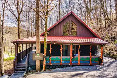 Image de Fishin' Bear - Enjoy Winter and Spring in the Smokies!