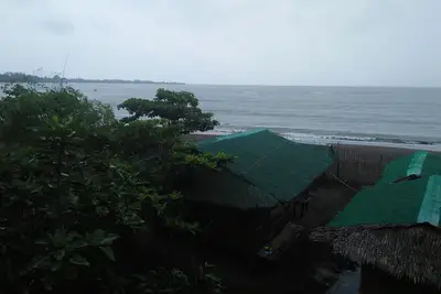 Image de Beach front Vacation House