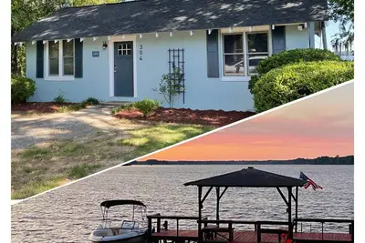 Image de Location! Location! Location! 6 Beds Gorgeous Lake View. Minutes from Everything