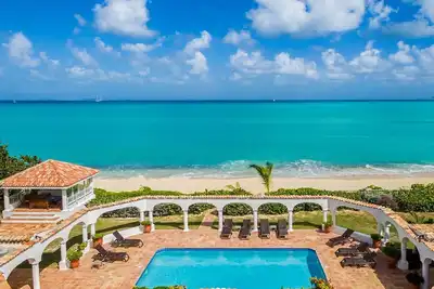 Image de Serena | Luxury Beachfront Villa in St Martin |