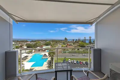 Image de The Entrance Waterfront Apartment 621