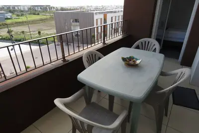 Image de T2 43m² dernier étage avec terrasse et parking à Sète