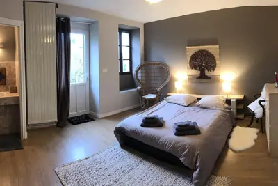 Image de Graine de Douceur Jura- Chille maison avec jardin 2 à 8 personnes