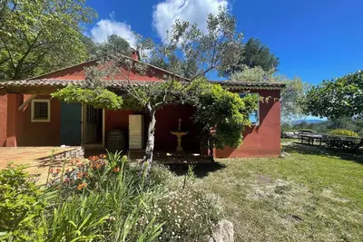 Image de Villa provençale avec grande piscine • 9000 m² nature • Calme absolu