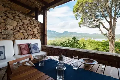 Image de Caletta Nest 93 - vue mer, piscine, court de tennis à La Caletta