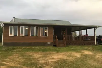 Image de Gorgeous Remote private Lakefront cottage with Panoramic Views