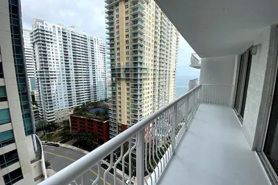 Image de **Ultra-Modern Home in Brickell with Bayviews**