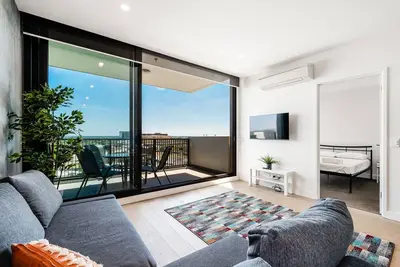 Image de Swainson at Bohem - 705