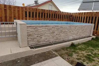 Image de Maison avec piscine.