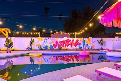 Image de Love Oasis by Scottsdale Beach Club - New