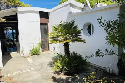 Image de Marine de Sant'Ambroggio- Waterfront apartment- F2-23pra