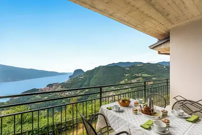 Image de Bellevue Modern Apartment 9, Tremosine, Italy