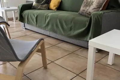 Image de Appartement belle vue mer, les îles et le Lavandou. .