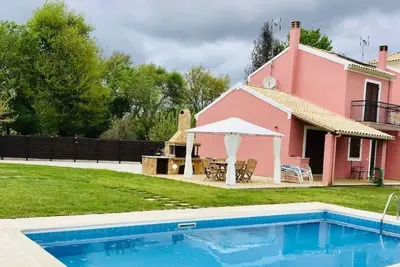 Image de Villa Yason Private Heated Pool Within Easy Reach Of Beaches, Tavernas & Shops.
