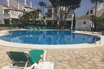 Image de 3 Bed Ground Floor - walk to beach / restaurants. Fast Fibre WiFi