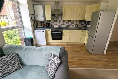 Image de Chichester City Centre Apartment, Sleeps 4, family friendly.