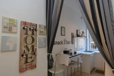 Image de Coin du Vatican Family Apartment 3bd 2 Ba