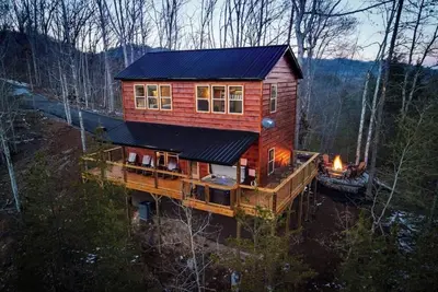 Image de Awesome Location- Private Mountain Top, Quiet Family Cabin!
