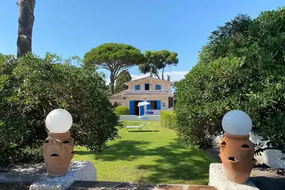 Image de Wonderful Villa 70 meters from the beach in a residence for 8 people