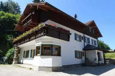 Image de Beautiful, large ground floor apartment with its own terrace