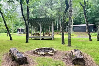 Image de Fabulous Cabin Near Falls, Hiking, and Fly-Fishing