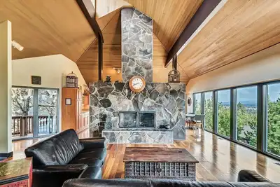 Image de Year Round Vacation - Sleeps up to 10 with Best Views.