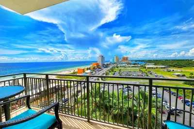 Image de ♥️Ocean & Main Strip View 🔥 Fireplace 🏝️Beach Condo🏖️Origin 805💥Free Parking