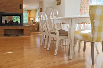 Image de Whistling Hill, 3. 5 Miles from Vir