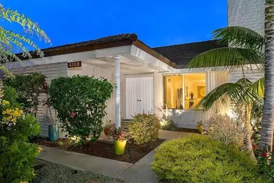 Image de Carlsbad retreat min. from Tamarack Beach, The Village, Legoland, Flower Fields