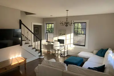 Image de Elizabeth Home 3br\/1. 5ba