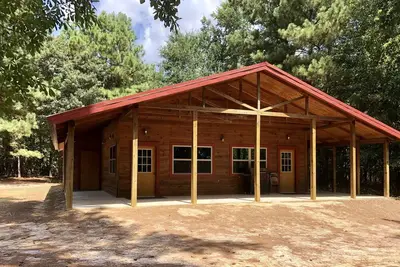 Image de Bunk Room 2 \/ Campbell Cabin. Stay and Play on a Private Campground!