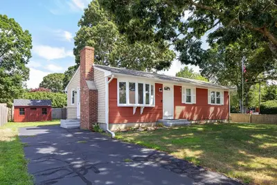 Image de Updated ranch on Harbour Island perfect for your next seaside getaway!