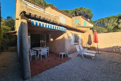 Image de Gigaro - Vue mer et plage à pied