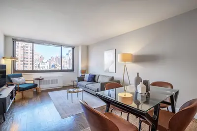 Image de Bright Ues 1br w/ Doorman, Gym, Roof Deck, nr. Hospital, by Blueground