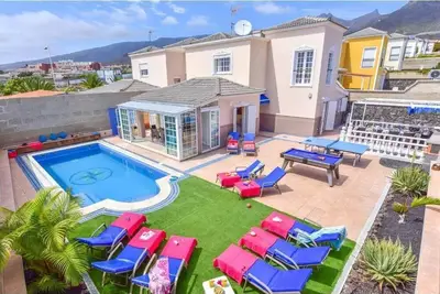 Villa Teide Sol with heated pool and air conditioning, Playa Fañabe, Costa Adeje