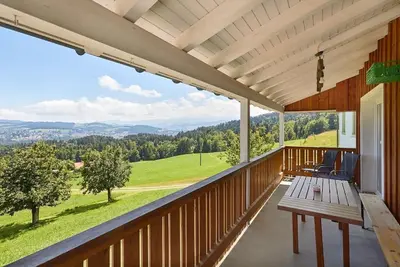 Image de Appartement de vacances Engelburg pour 1 - 6 personnes avec 3 chambres à coucher - Ferme