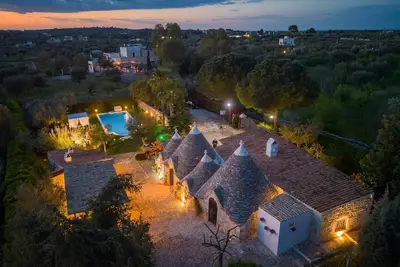 Image de Trulli Delle Grotte - Castellana. . .