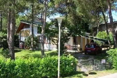 Image de Maison de vacances Lignano Riviera pour 1 - 5 personnes avec 2 chambres à coucher - Maison jumelée